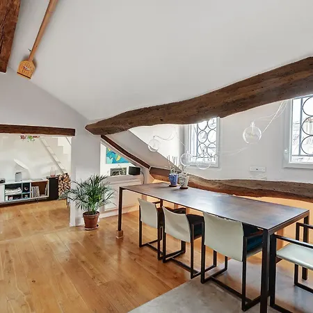 公寓 Pretty Parisian Penthouse *
